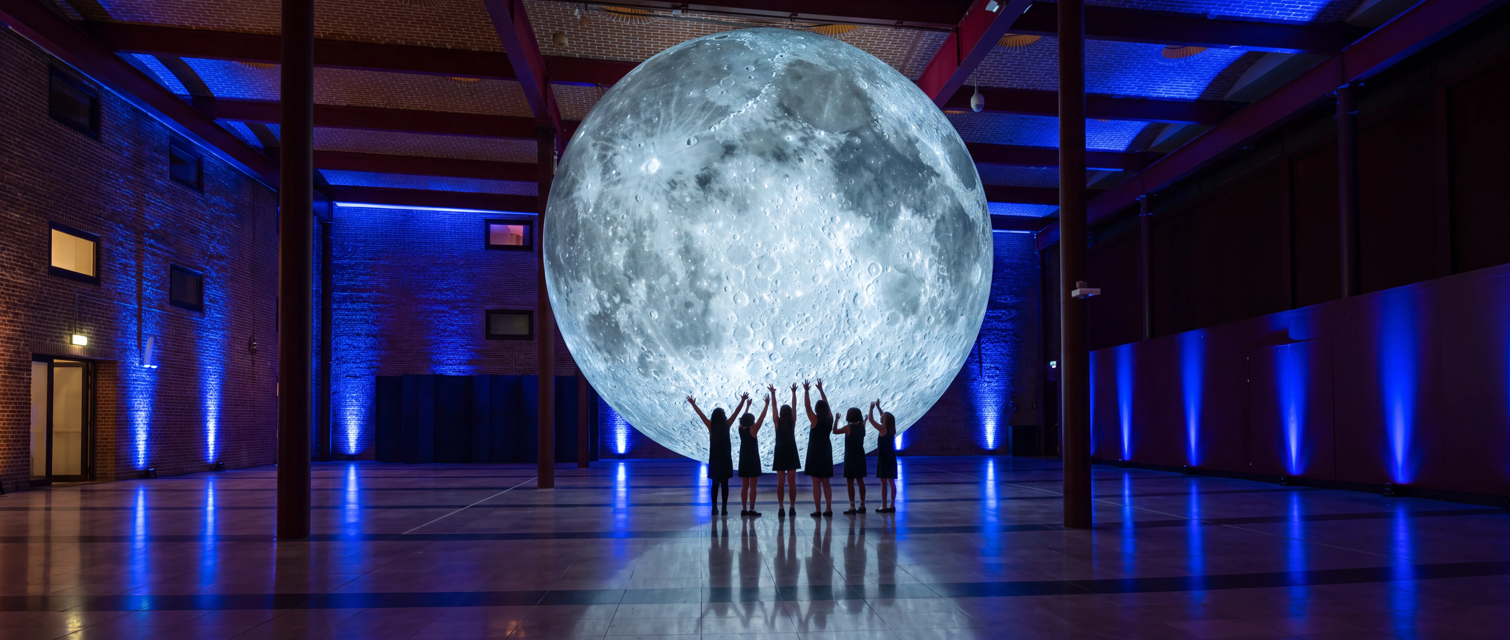 Moon — vista 4